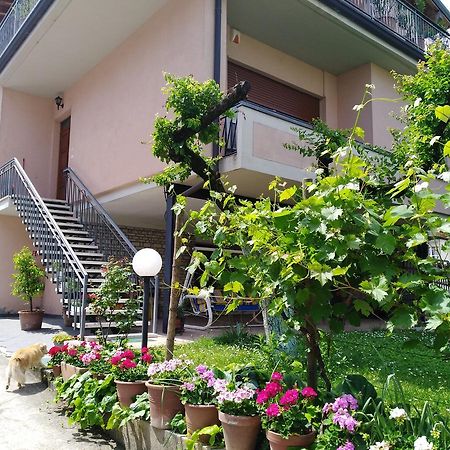 Appartamento Zia Cecilia Ντεζεντσάνο ντελ Γκάρντα Εξωτερικό φωτογραφία