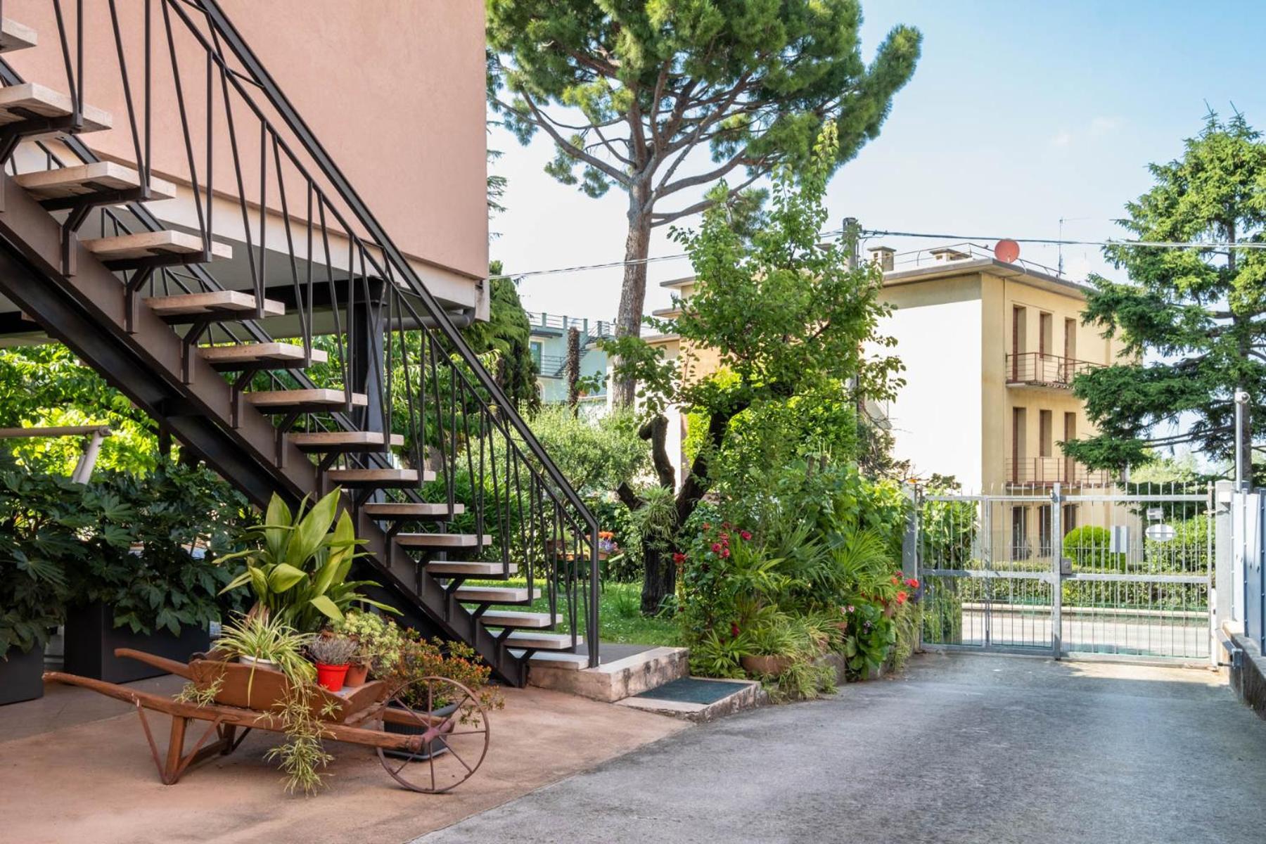 Appartamento Zia Cecilia Ντεζεντσάνο ντελ Γκάρντα Εξωτερικό φωτογραφία
