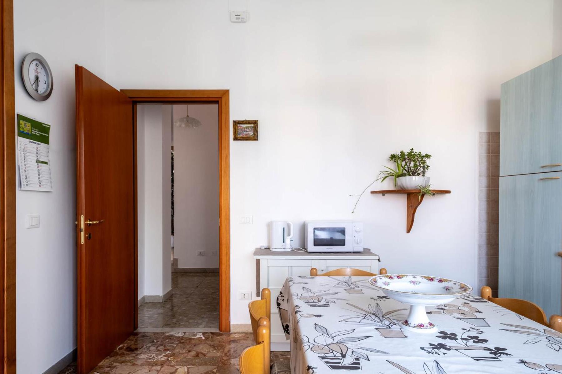 Appartamento Zia Cecilia Ντεζεντσάνο ντελ Γκάρντα Εξωτερικό φωτογραφία