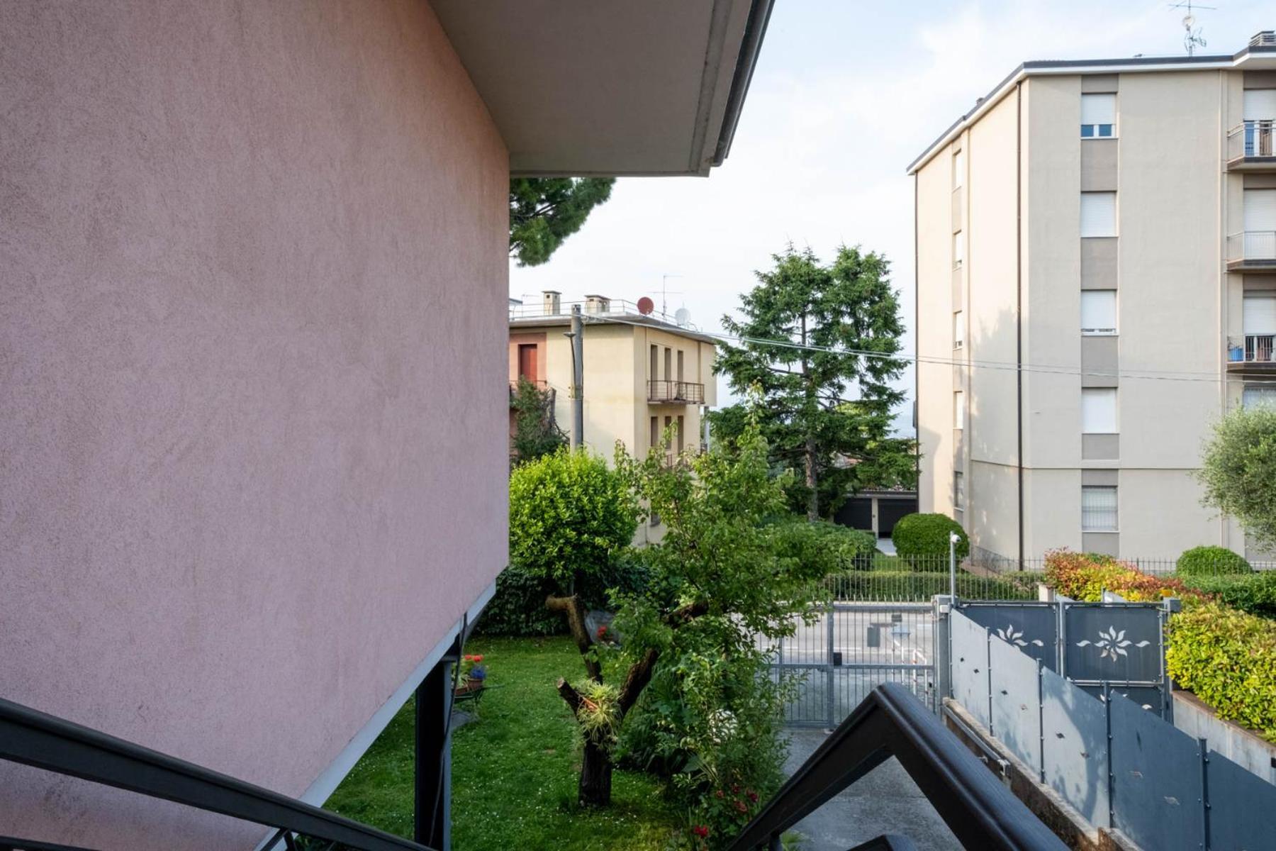 Appartamento Zia Cecilia Ντεζεντσάνο ντελ Γκάρντα Εξωτερικό φωτογραφία