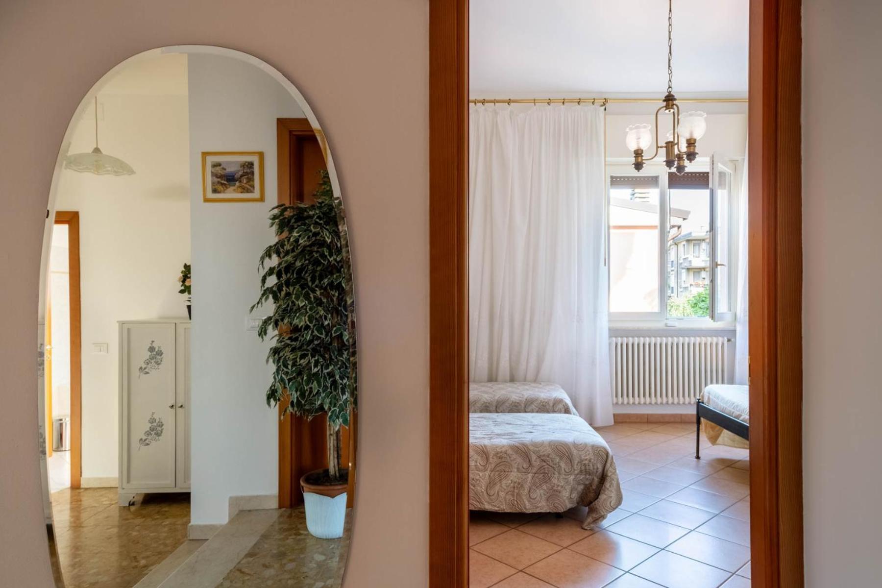 Appartamento Zia Cecilia Ντεζεντσάνο ντελ Γκάρντα Εξωτερικό φωτογραφία